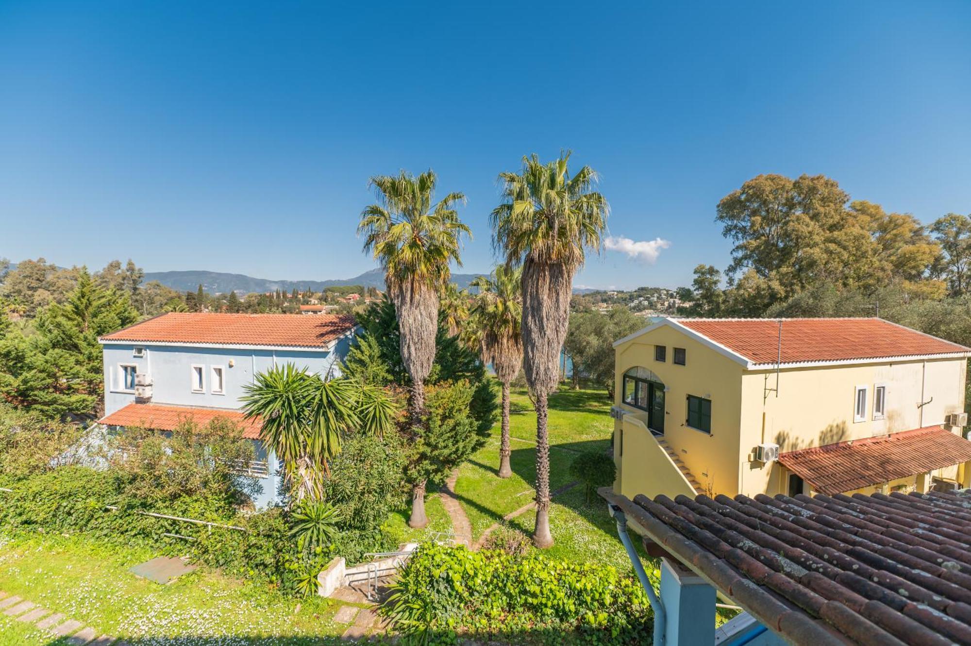 Palm Tree Corfu Apt. Danilia Екстериор снимка