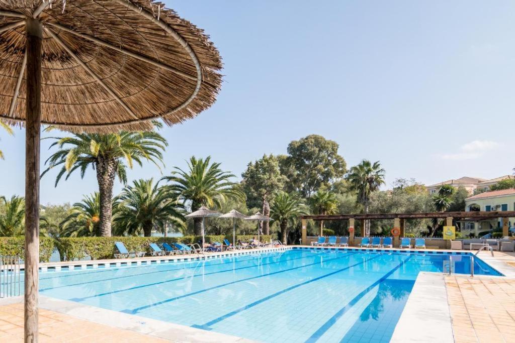 Palm Tree Corfu Apt. Danilia Екстериор снимка